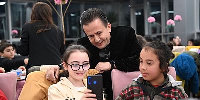 Tuzla Belediye Başkanı Dr. Şadi Yazıcı; “Çocuklar Soframızı Şenlendirdiler” 